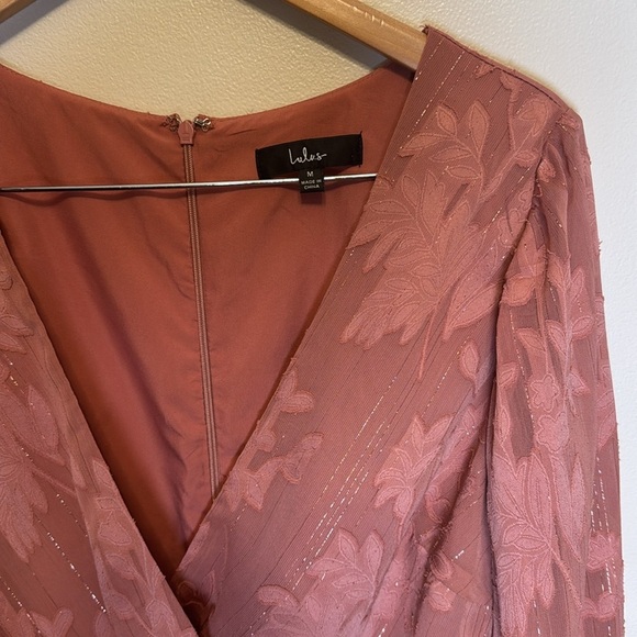Lulus Mauve Long  Sleeved Floral Flirty Sparkly Lined Mini Dress Size M - Picture 2 of 16